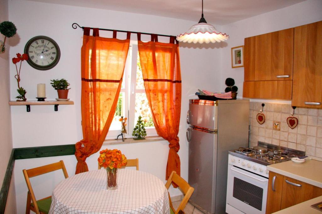 Apartments Atila Mali Losinj Room photo